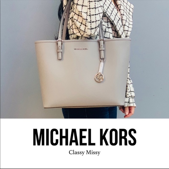 NWT Michael Kors Jet Set travel leather Ash gray - Picture 2 of 8